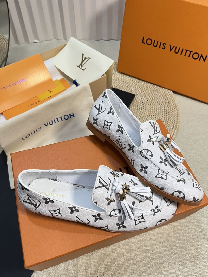 Louis Vuitton Low Shoes